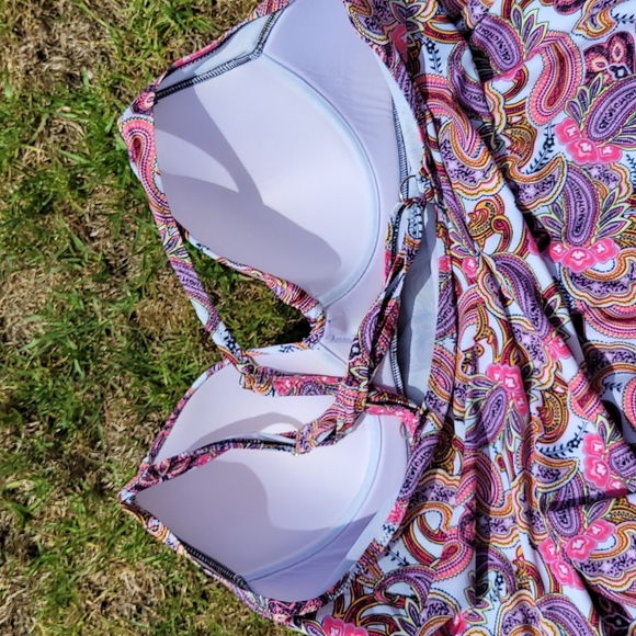 Pink Paisley 2 Piece Bathing Suit NWOT - Picture 5 of 9